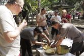Obrázky ke stránce cestopis Indonésie: rozřezaný jackfruit