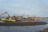 Obrázky ke stránce cestopis Indonésie: lodě v přístavu na ostrově Java