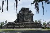 Obrázky ke stránce cestopis Indonésie, Java: chrám Mendut, celkový pohled