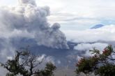 Obrázky ke stránce cestopis Indonésie: bouřící sopka Mount Bromo z vyhlídky na Penanjakan na ostrově Java