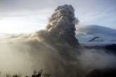 Obrázky ke stránce cestopis Indonésie: erupce sopky Mount Bromo z vyhlídky na Penanjakan na ostrově Java