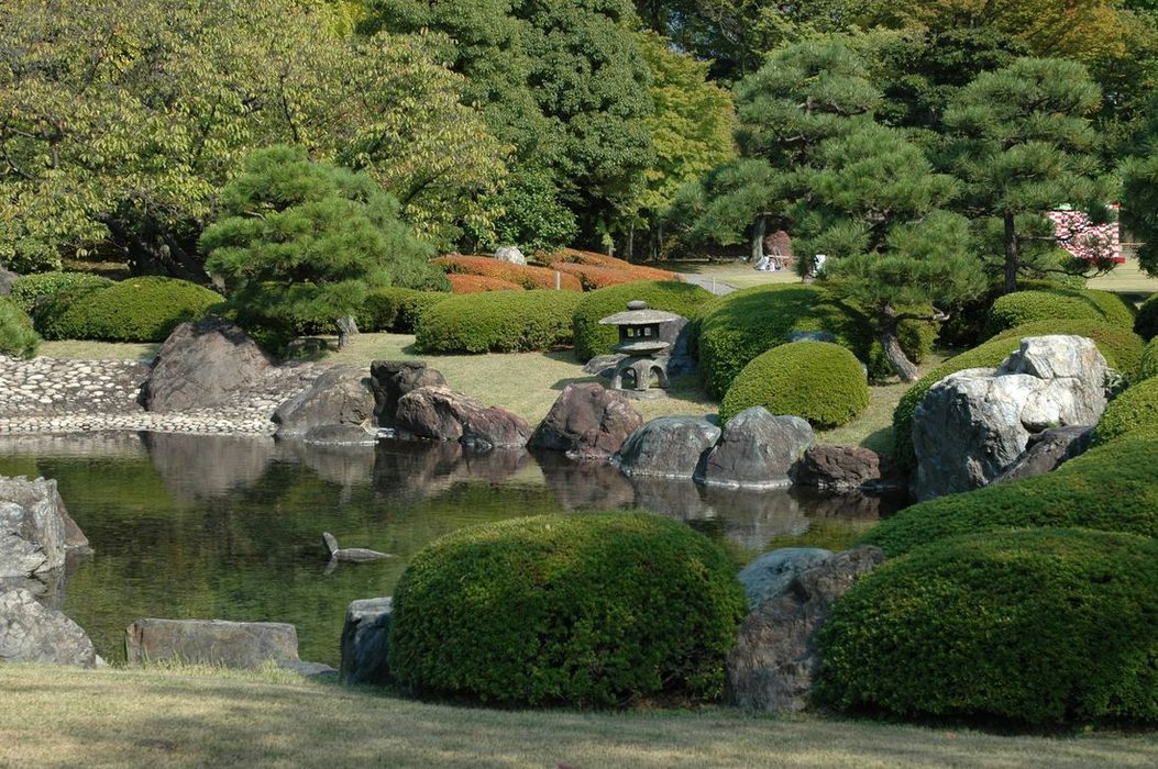 Obrzky k cestopisu Japonsko: Nijo-jo palc - Palcov zahrada