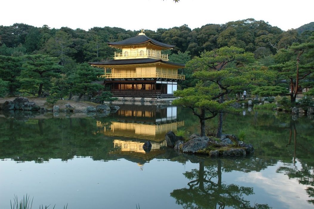 Obrzky k cestopisu Japonsko: Zlat pavilon - Kinkakuji temple ve mst Kyto