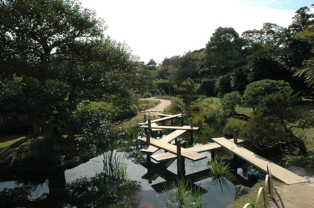 Obrzky k cestopisu Japonsko: Zahrady Okayamakorakuen - Japonsk mstek