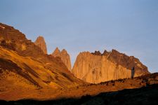 tty Cuernos del Paine pi vchodu slunce | Chile