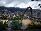 Pohled na Funchal z Pico dos Barcelos