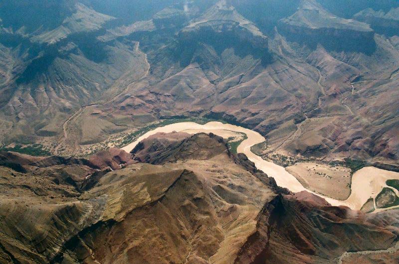 Obrzky k cestopisu prodn krsy zpadu USA - Grand Canyon z letadla