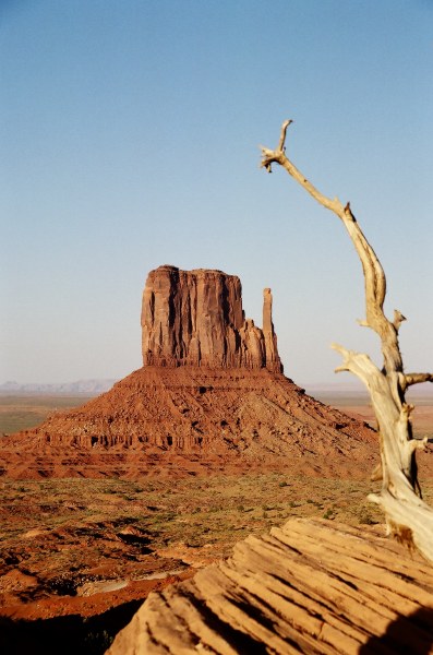 Obrzky k cestopisu nrodn a sttn parky Spojench Stt Americkch - Monument Valley - jedna z Rukavic